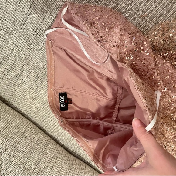 NWOT ModCloth Rose Gold Dress - Picture 5 of 7